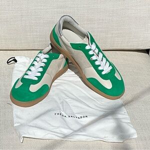 NEW FREDA SALVADOR jackie court sneaker in green suede combo